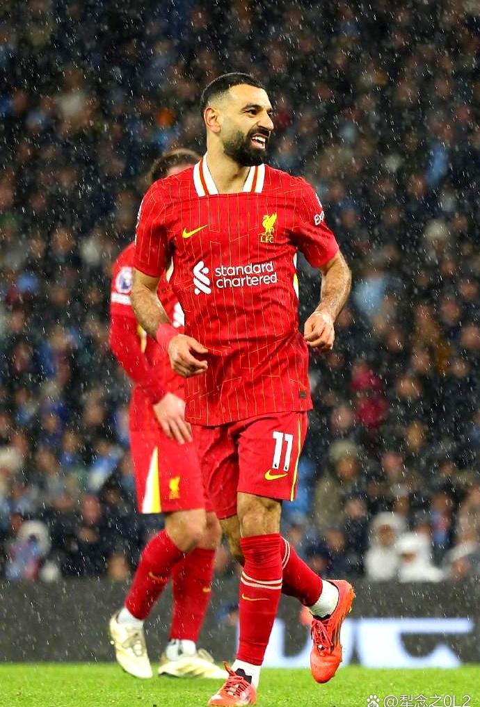 九游娱乐中心-萨拉赫意外战胜中国队，表现优异引爆全场！比赛高潮迭起(萨拉班德舞曲巴赫)