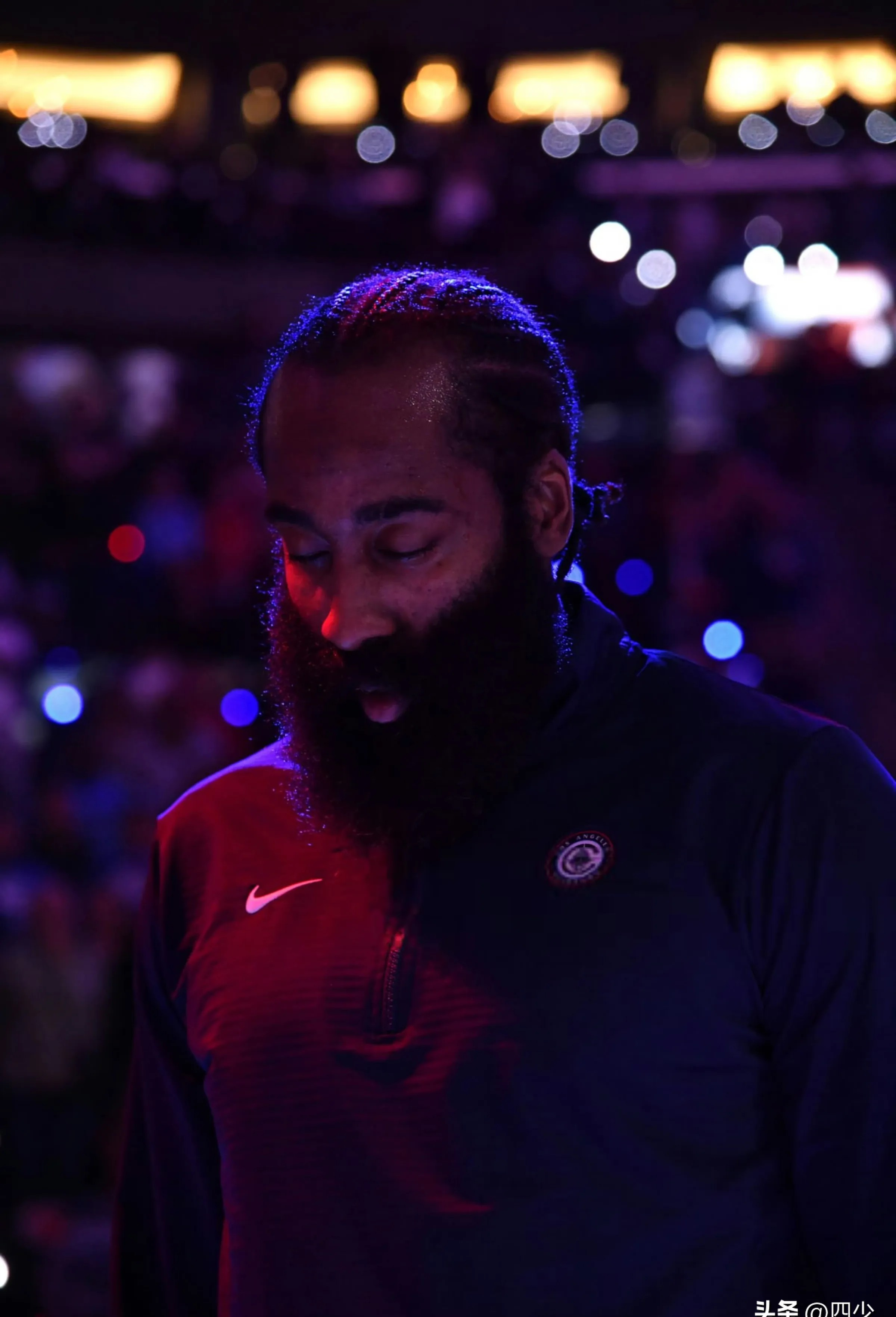 九游娱乐中心-中国队观众热烈欢呼！，哈登迎来十赛季出色发挥赛场气氛高涨(马兰谣毛阿敏)