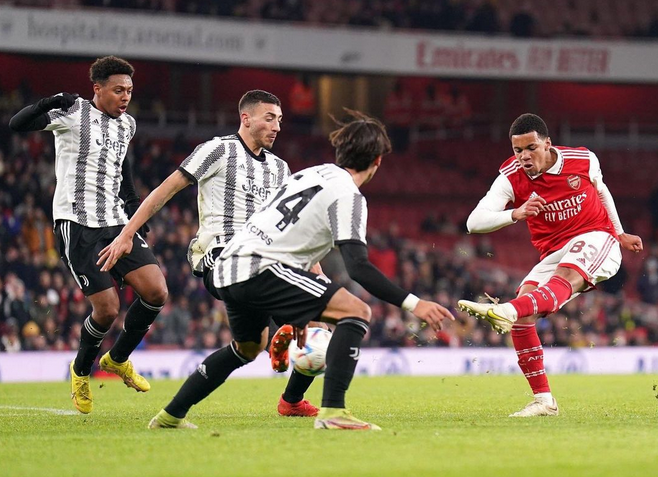 游官网主页-赛地聚焦——CBA季后赛赛后热度飙升，比利亚雷亚尔伤情更新，更衣室稳定，球探报告显示潜力(比利亚雷亚尔转会)